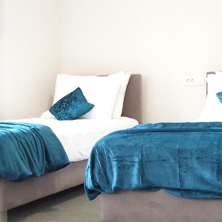 Smart Hostel 슬라본스키브로드 외부 사진