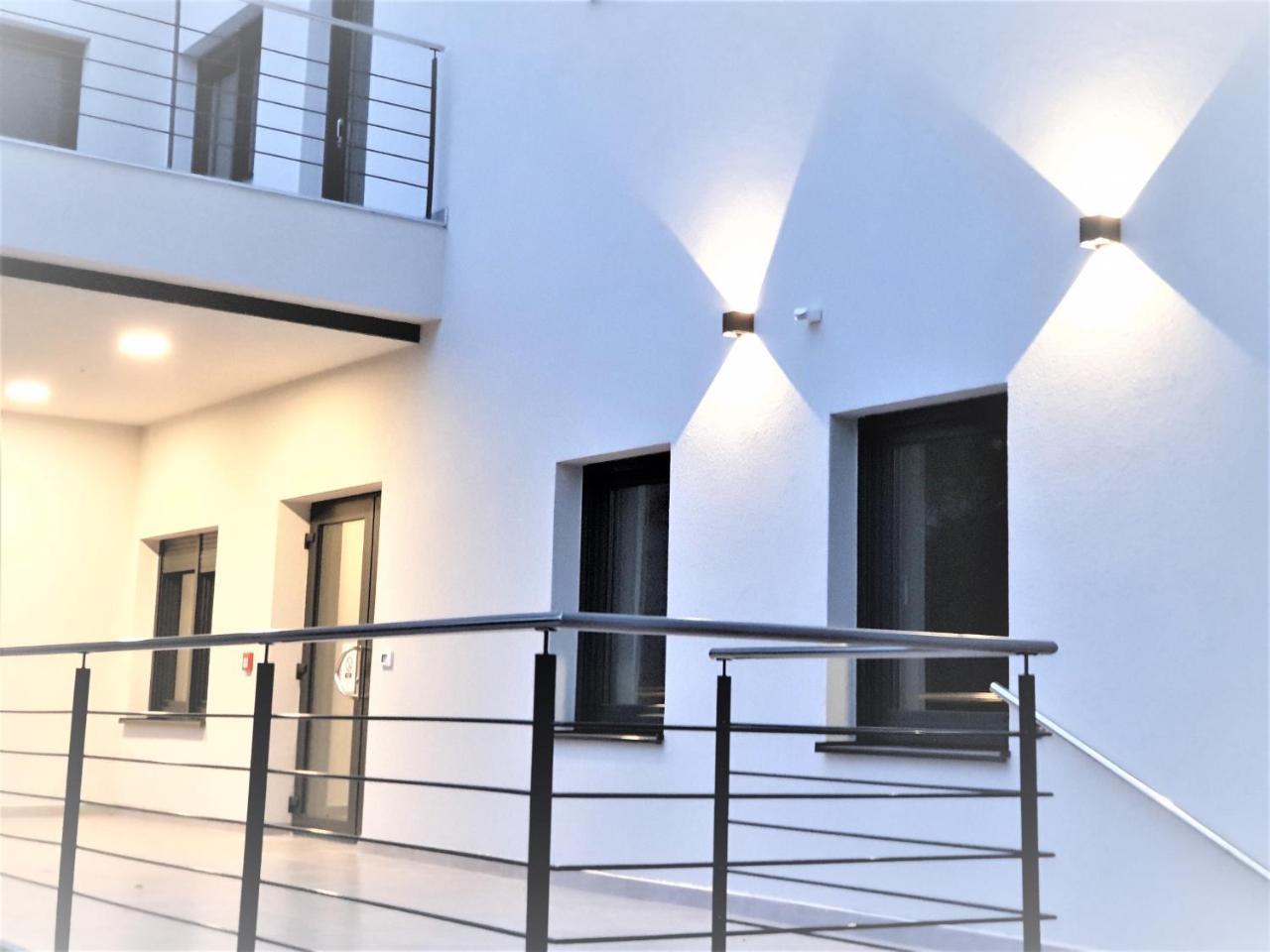 Smart Hostel 슬라본스키브로드 외부 사진